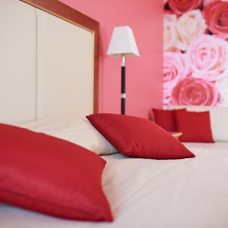 Belfiore Park Hotel 4Stars Superior "Adults Only" Brenzone sul Garda Oda fotoğraf