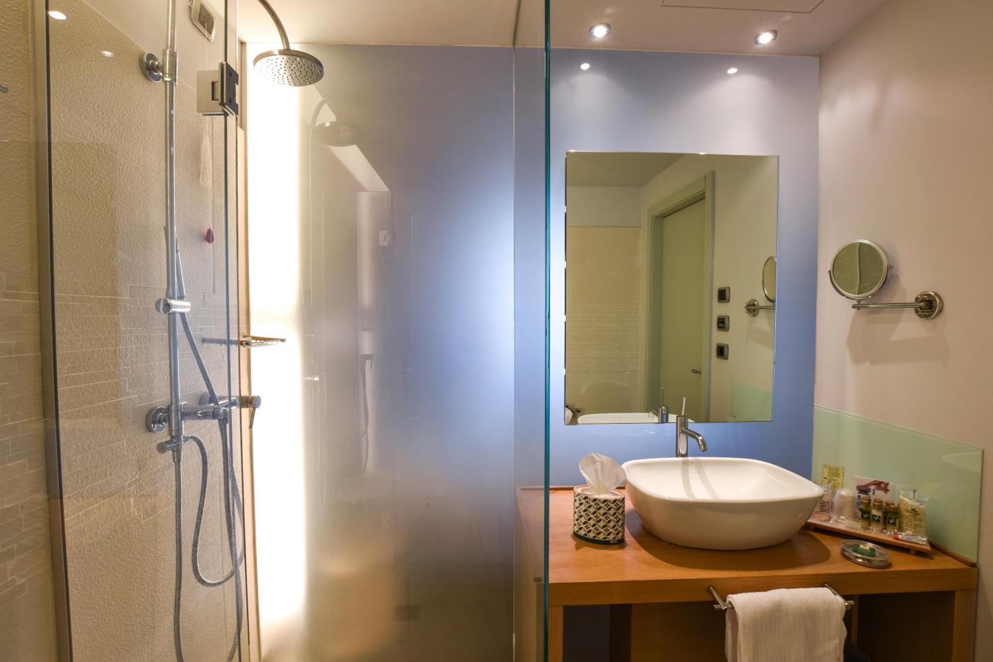 Belfiore Park Hotel 4Stars Superior "Adults Only" Brenzone sul Garda Oda fotoğraf